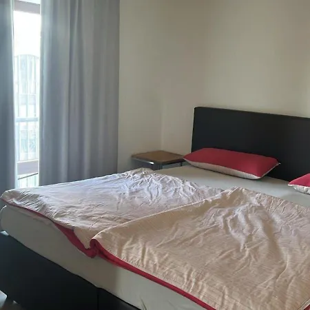 Modern 2-room For Up To 4 People Apartamento Bonn