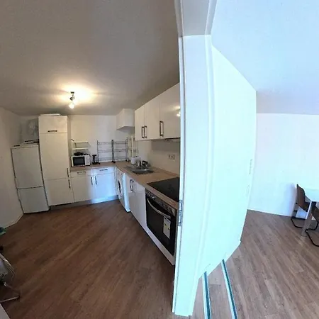 Modern 2-room For Up To 4 People Bonn